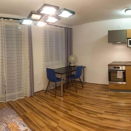 Mini Apartament Krakow Pn / Cracow North Z Parkingiem Eksteriør bilde